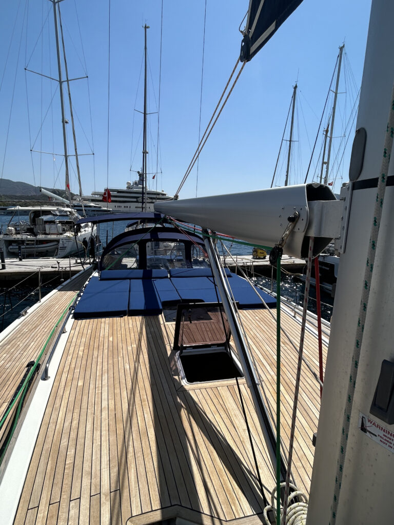 Yacht Image 19