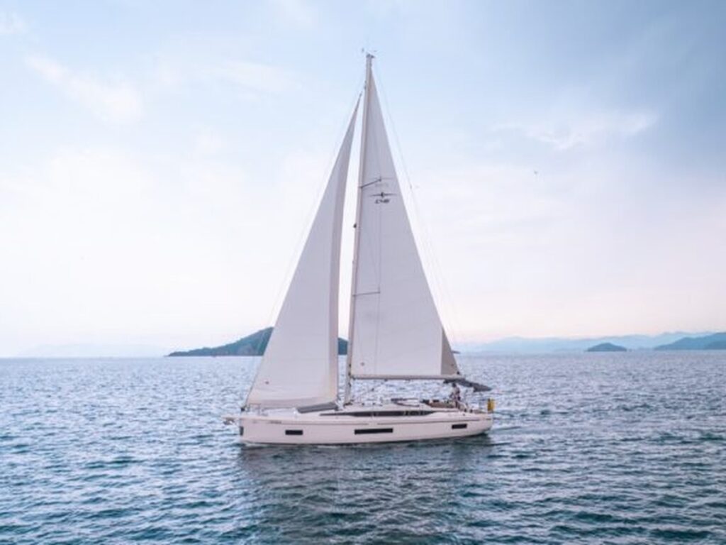 Yacht Image 1