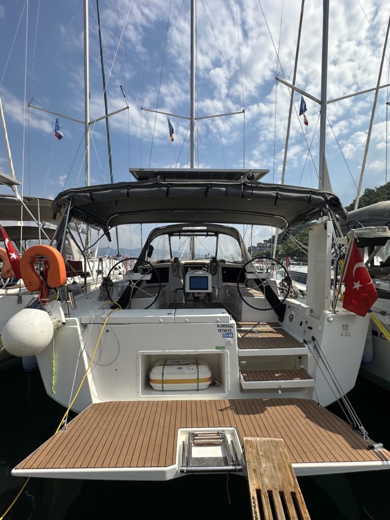 Yacht Image 1