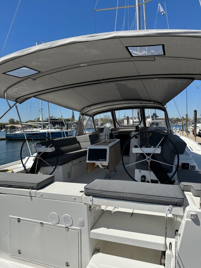 Yacht Image 15