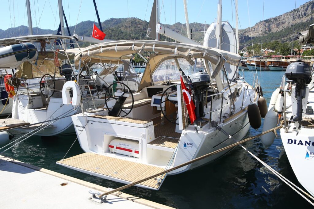 Yacht Image 1