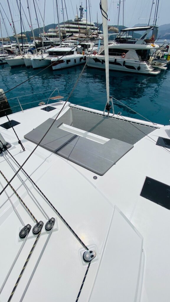 Yacht Image 4
