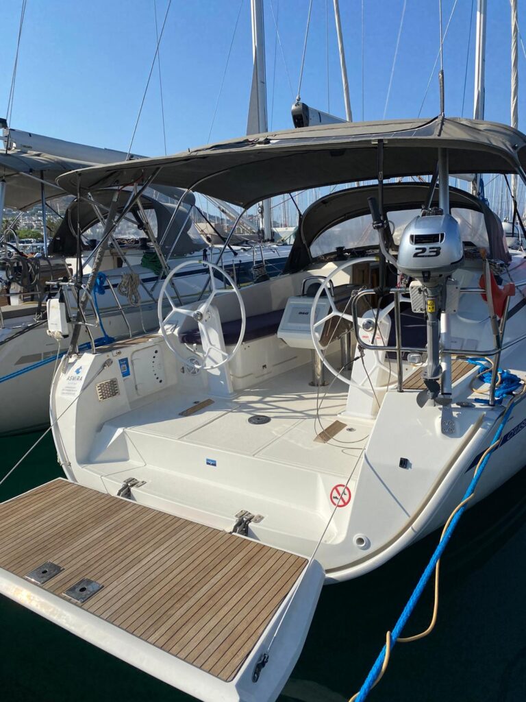 Yacht Image 5