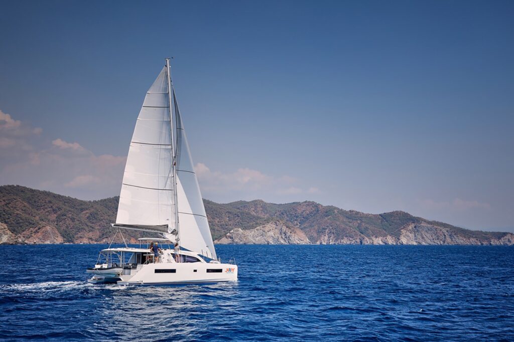 Yacht Image 32
