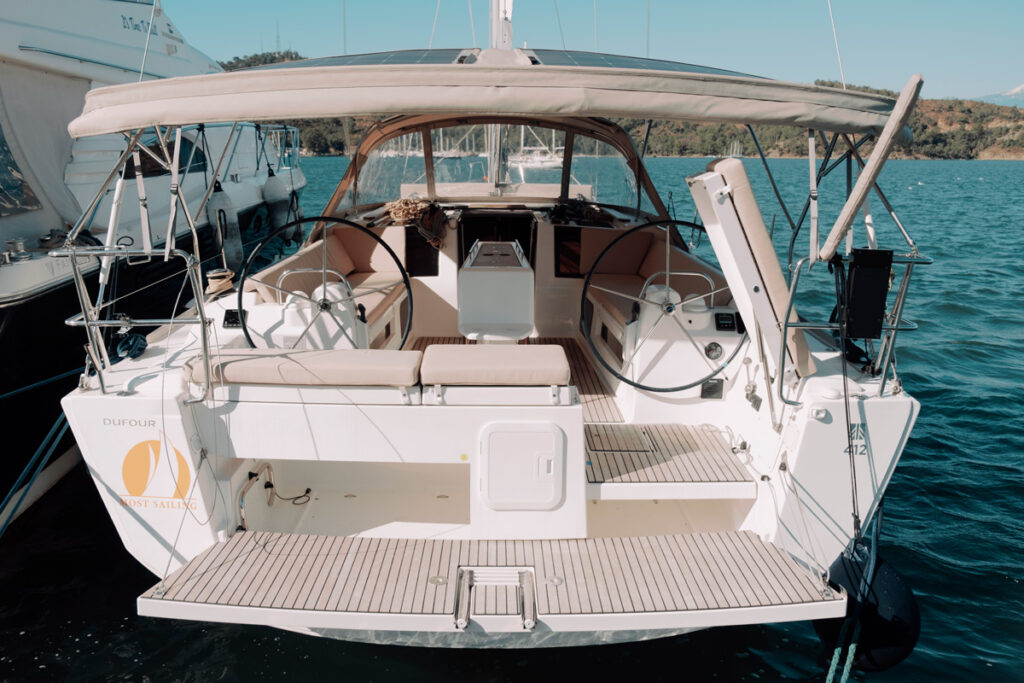 Yacht Image 6
