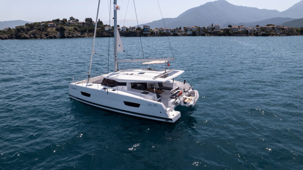 Yacht Image 6