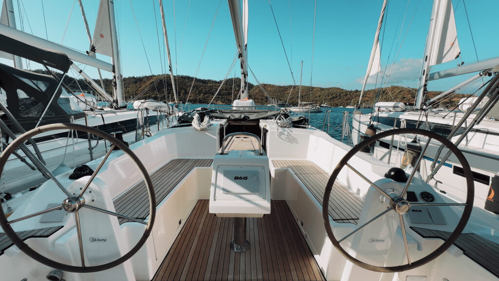 Yacht Image 12