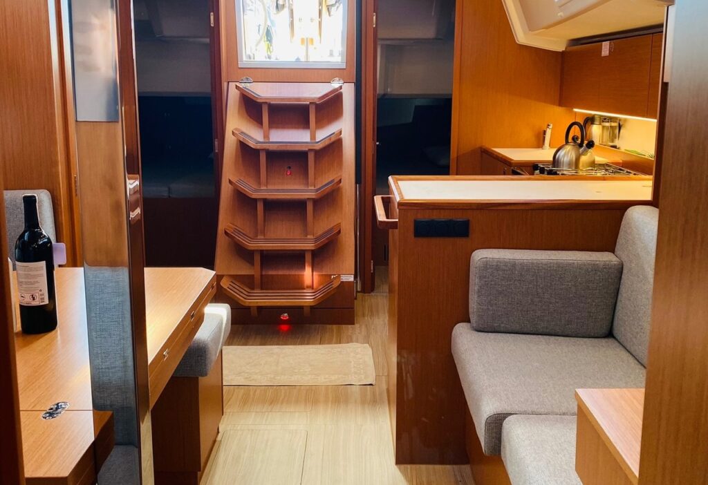 Yacht Image 5