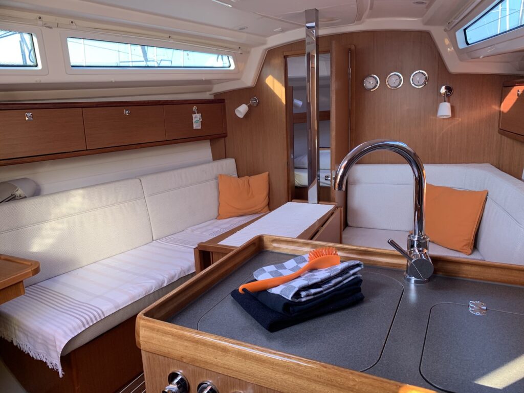Yacht Image 20