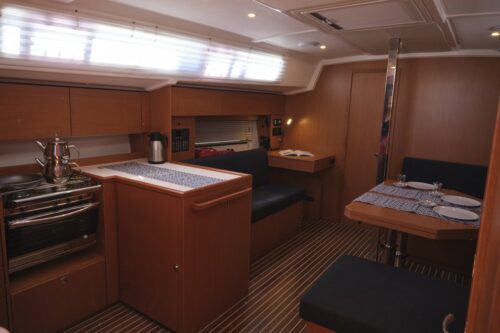 Yacht Image 8