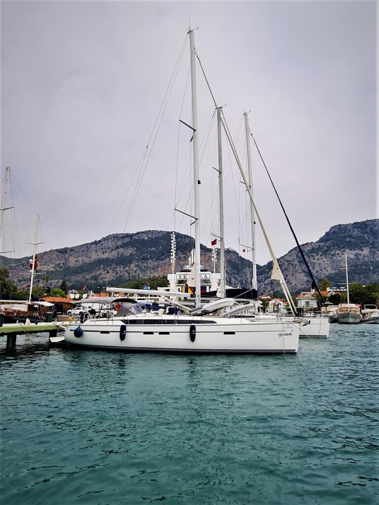 Yacht Image 13