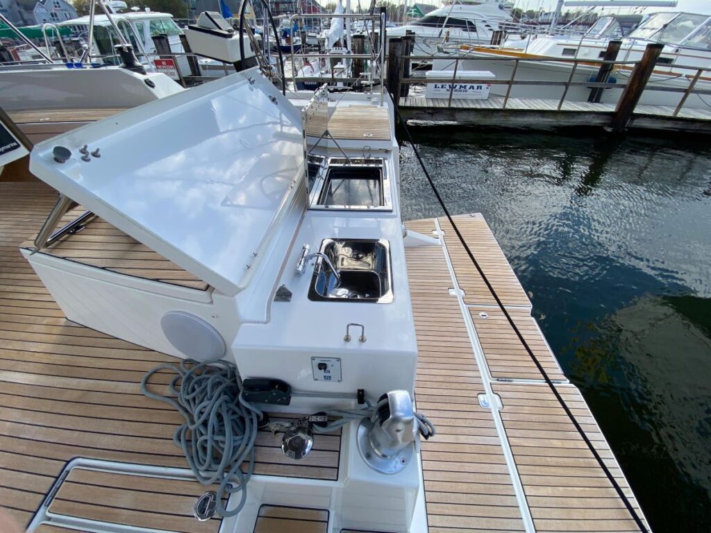 Yacht Image 38