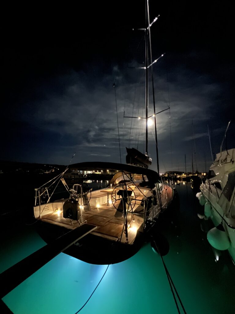 Yacht Image 16