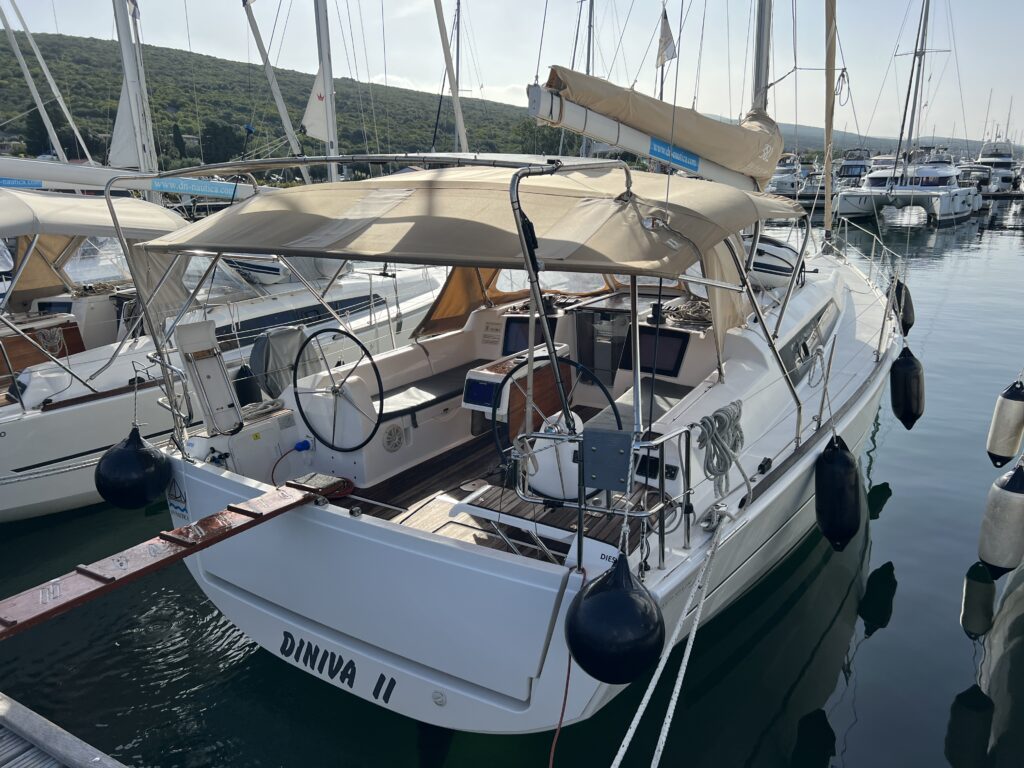 Yacht Image 1