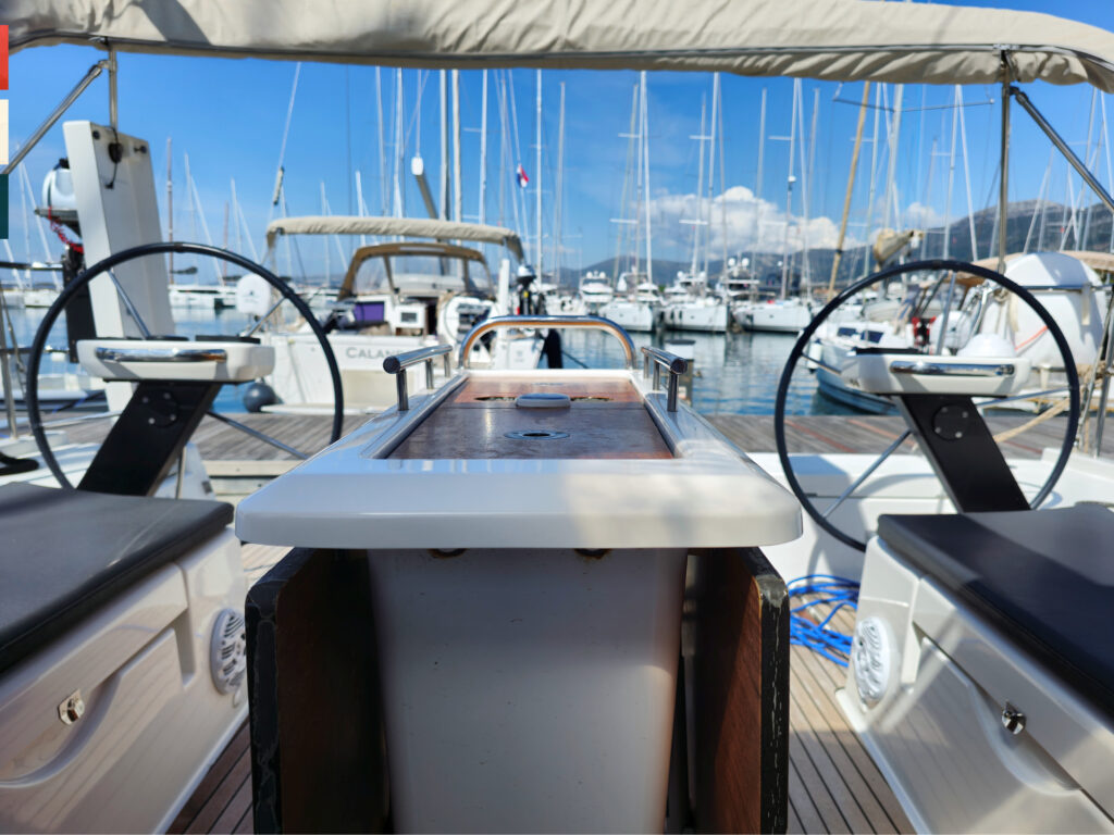 Yacht Image 7