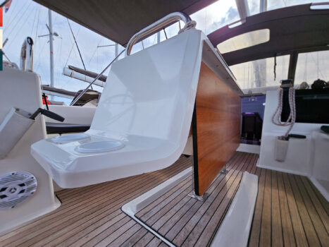 Yacht Image 9
