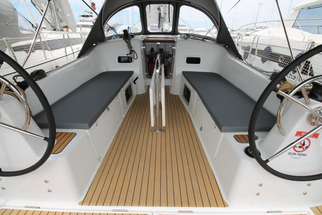 Yacht Image 3