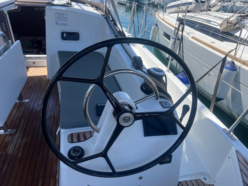 Yacht Image 3