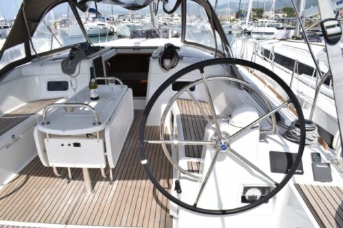 Yacht Image 4
