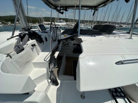 Yacht Image 6