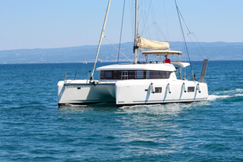 Yacht Image 5