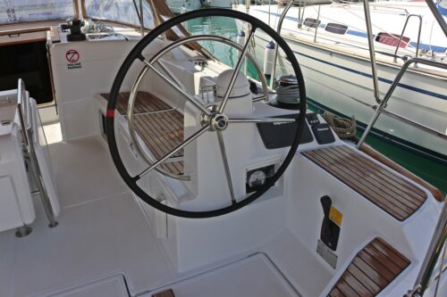 Yacht Image 6