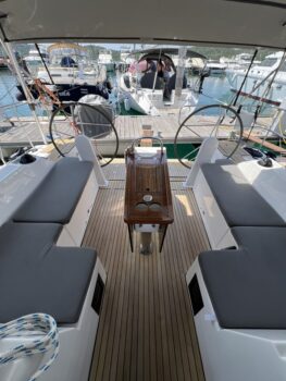 Yacht Image 5