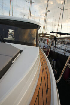 Yacht Image 7
