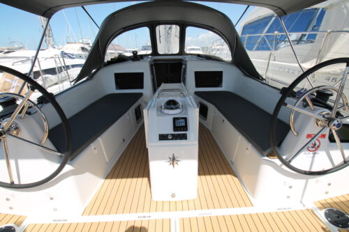 Yacht Image 6