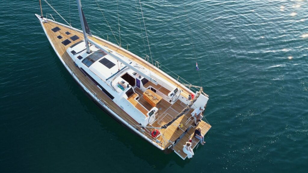 Yacht Image 8