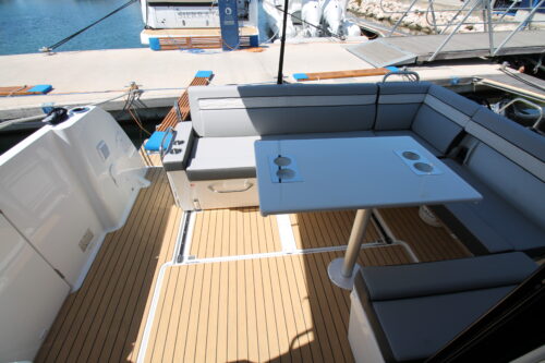 Yacht Image 6
