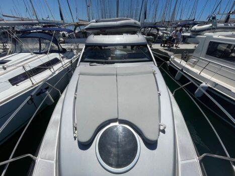 Yacht Image 10