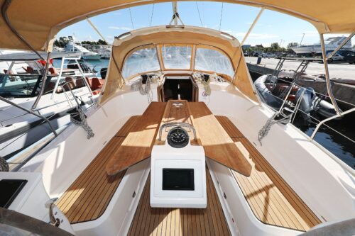 Yacht Image 9