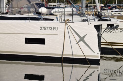 Yacht Image 8