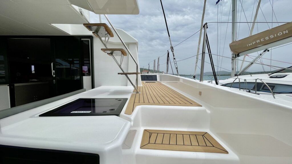 Yacht Image 14