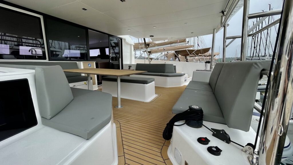 Yacht Image 20