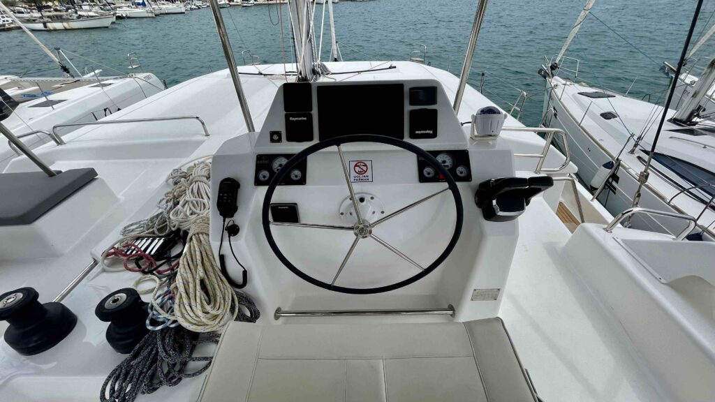 Yacht Image 26