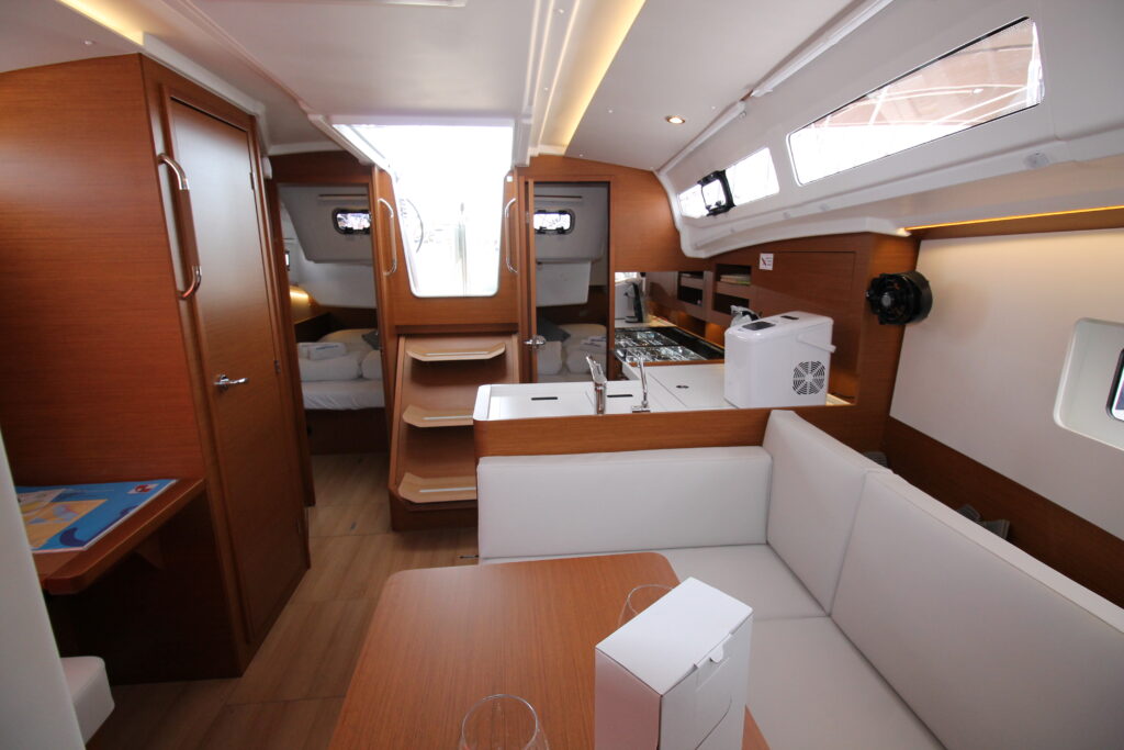 Yacht Image 10