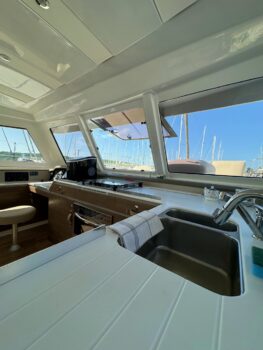 Yacht Image 10