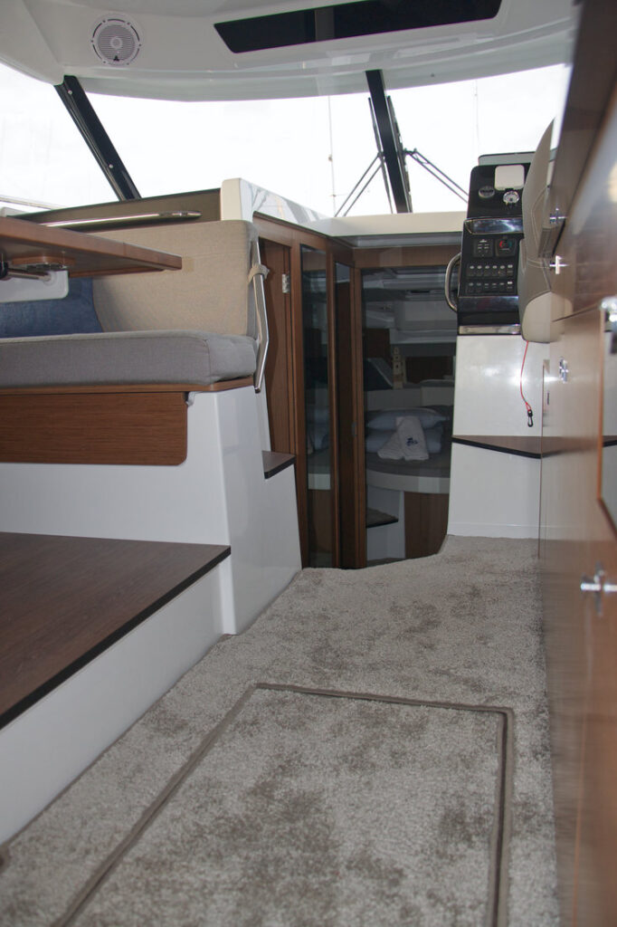 Yacht Image 13