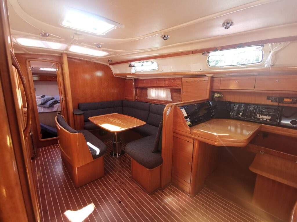 Yacht Image 10