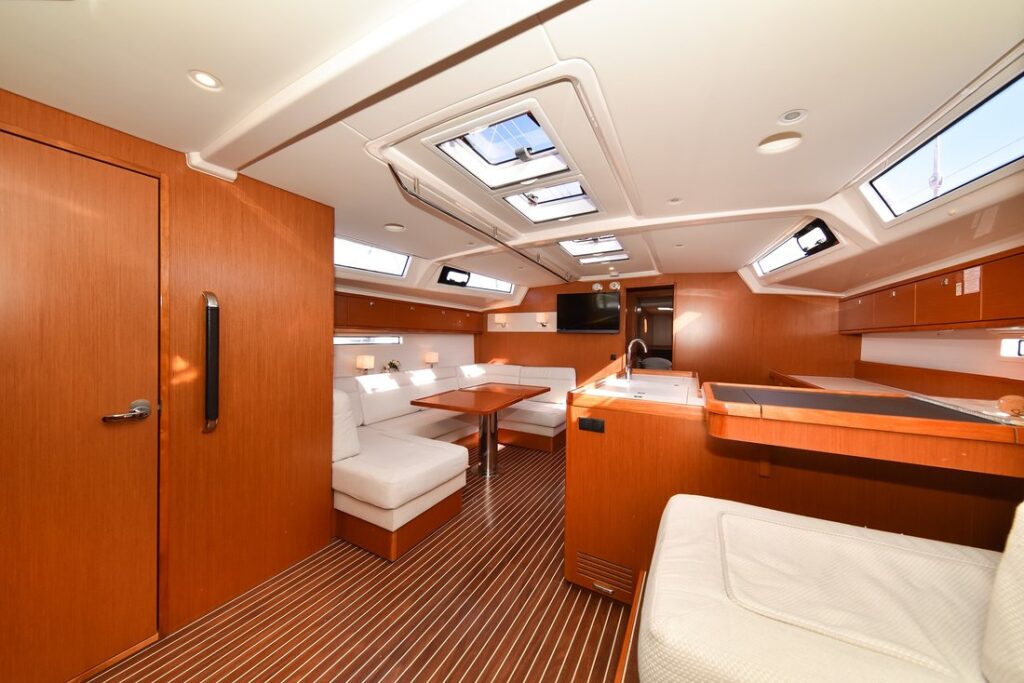 Yacht Image 20