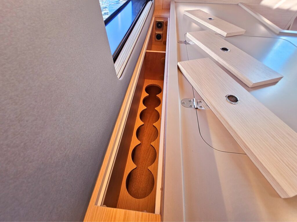 Yacht Image 32