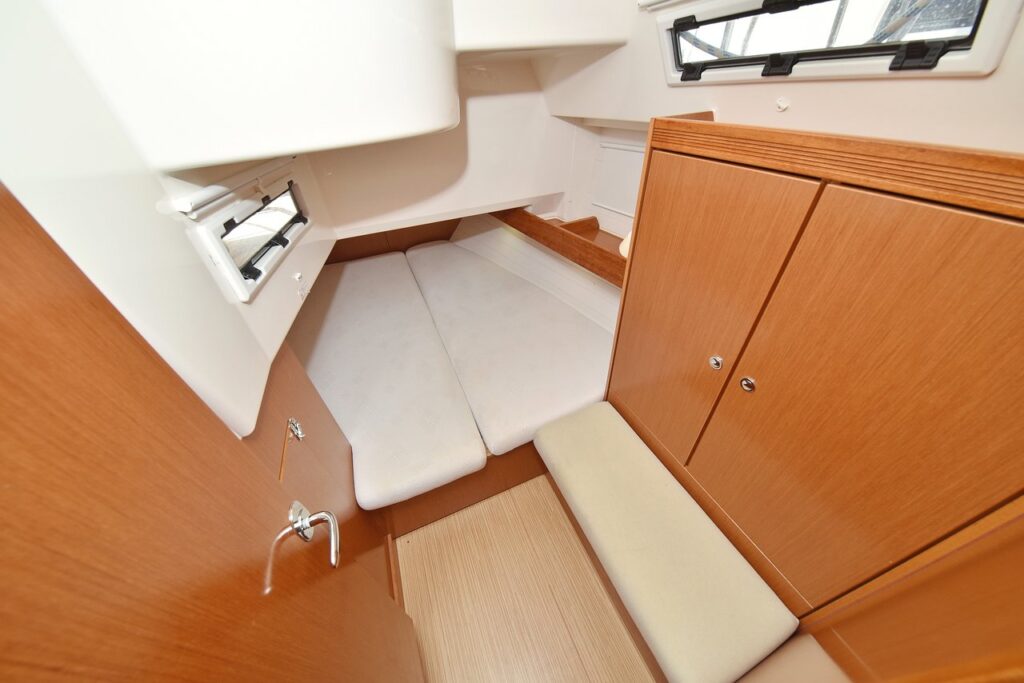 Yacht Image 21