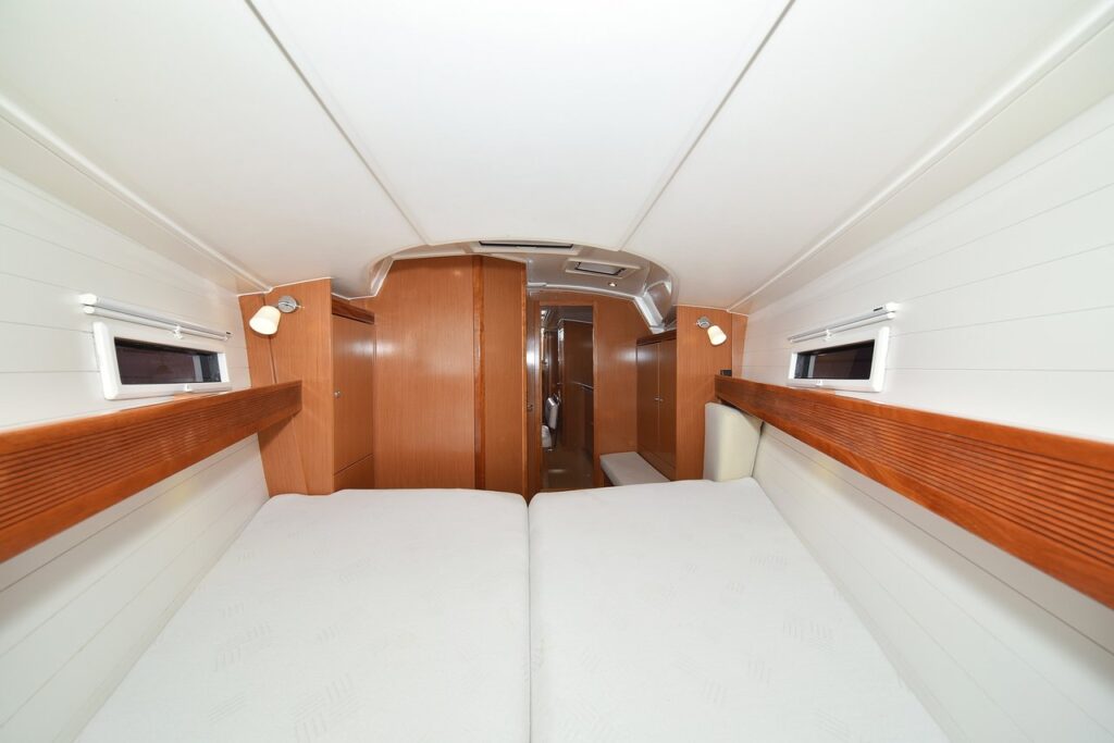 Yacht Image 23