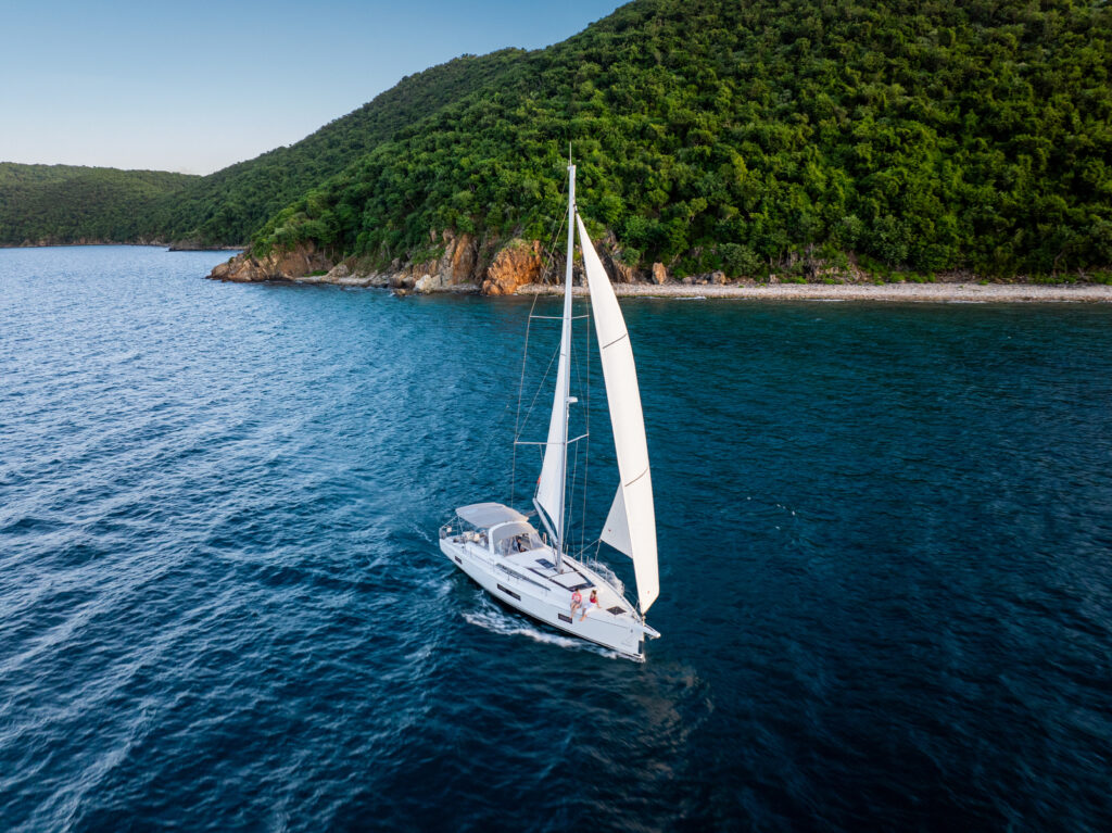 Yacht Image 28