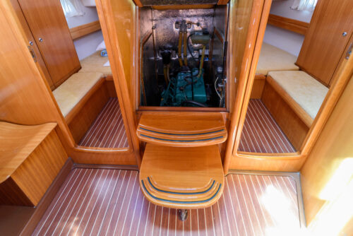 Yacht Image 9