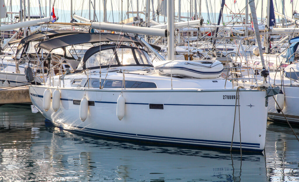 Yacht Image 27