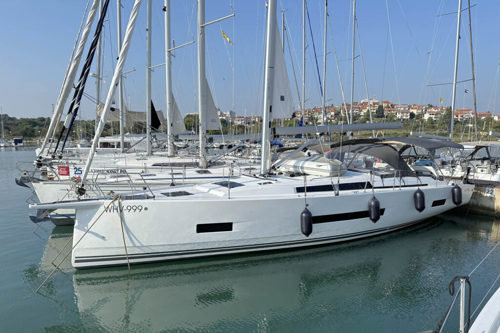 Yacht Image 1