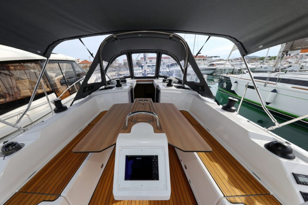 Yacht Image 2